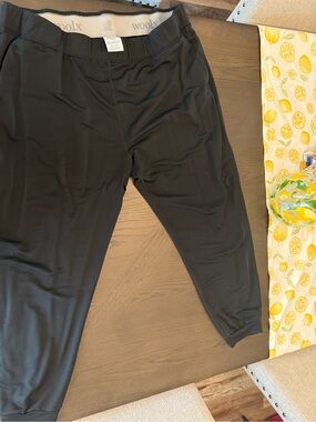 Woolx Lola Black Lightweight Performance Joggers